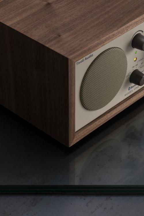 Радиоприемник Tivoli Audio Model One BT Classic Walnut