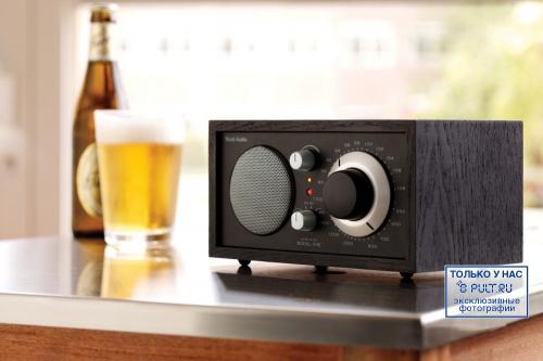 Радиоприемник Tivoli Audio Model One (Black, Black, Silver)