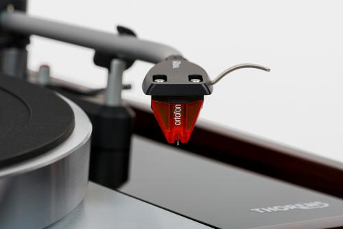 Проигрыватель винила Thorens TD 1500 walnut