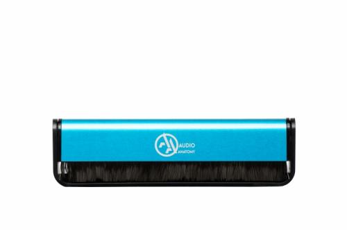 Щетка антистатическая Audio Anatomy CARBON FIBER BRUSH DLX BLUE ALU - SPACE EDITION - ETCHED LOGO