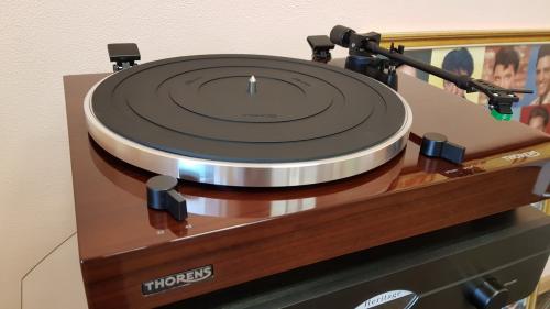 Проигрыватель винила Thorens TD-202 (TP71, AT95E) High Gloss Walnut