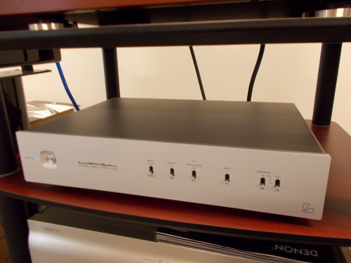 Фонокорректор Luxman e-250