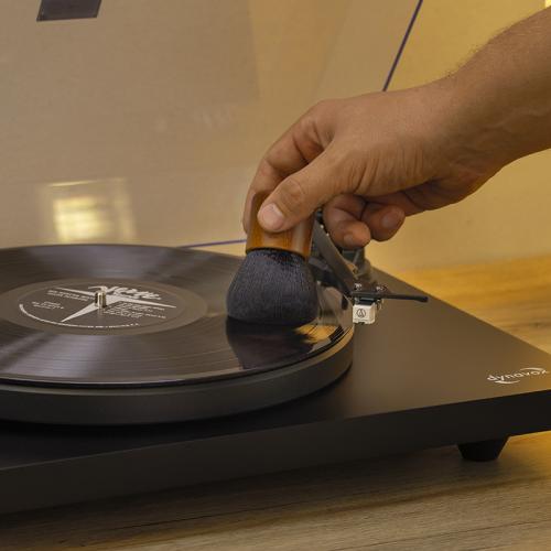 Щетка для винила Dynavox CB-1 (208100)