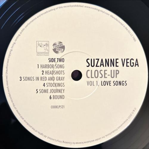 Виниловая пластинка Suzanne Vega - Love Songs (Black Vinyl LP)