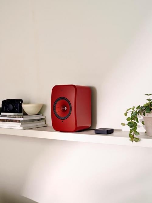 Активная беспроводная акустика со стойками KEF LSX II LAVA RED + KEF S1 Floor Stand Red
