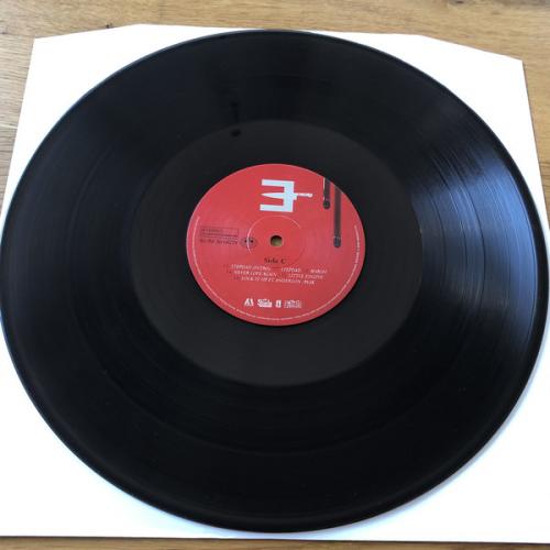 Виниловая пластинка Eminem — MUSIC TO BE MURDERED BY (2LP)