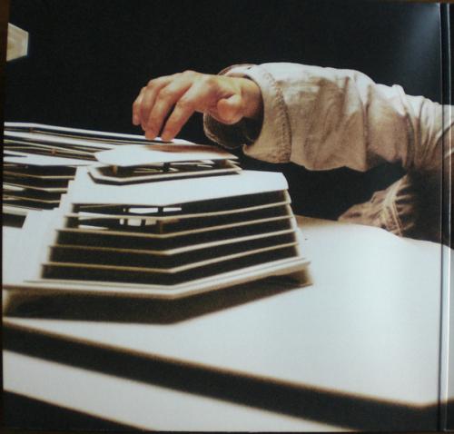 Виниловая пластинка ARCTIC MONKEYS - Tranquility Base Hotel & Casino (LP)