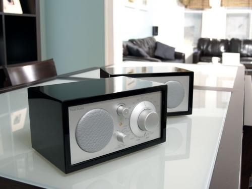 Радиоприемник Tivoli Audio Model One (Black, Silver)