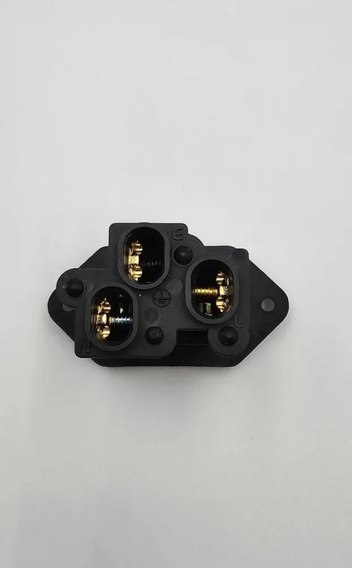 Разъем Furutech FI-09(G)