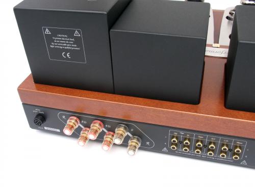 Ламповый усилитель Unison Research Performance cherry