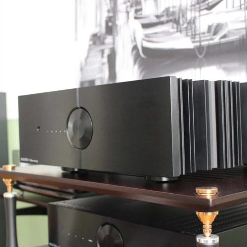 Интегральный усилитель Audio Analogue Maestro Anniversary RR Black