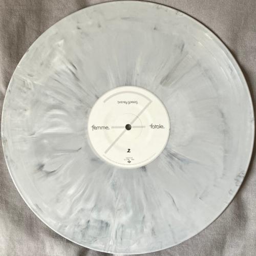 Виниловая пластинка Britney Spears - Femme Fatale (Limited Edition Marbled Vinyl LP)