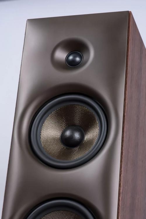 Напольная акустика Revival Audio SPRINT 4 walnut