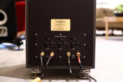 Напольная акустика Stenheim Reference Ultime Two Black