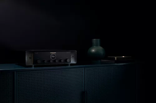 Интегральный усилитель Marantz Model 30 Black