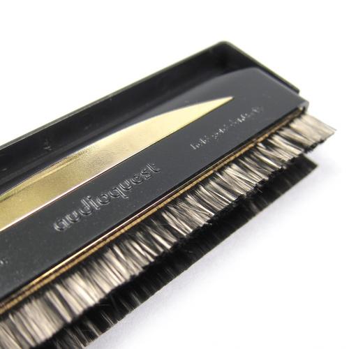 Щетка AudioQuest Super-Conductive Gold Anti-Static Record Brush