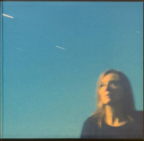 Виниловая пластинка Beth Gibbons - Lives Outgrown - deluxe (Limited Deluxe Black Vinyl LP, Gatefold, Bonus Art Print)