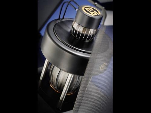 Напольная акустика MBL 111F piano black/gold
