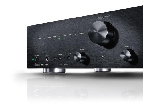 Интегральный усилитель Magnat MA 700 black