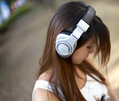 Наушники ADL H 128 Black  closed-back circumaural headphone