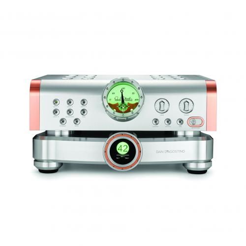 Предусилитель Dan D’Agostino Momentum С2 Silver