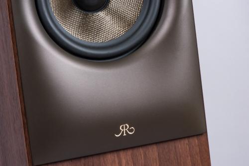 Полочная акустика Revival Audio SPRINT 3 walnut