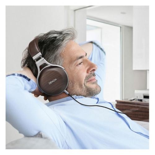 Наушники Denon AH-D5200