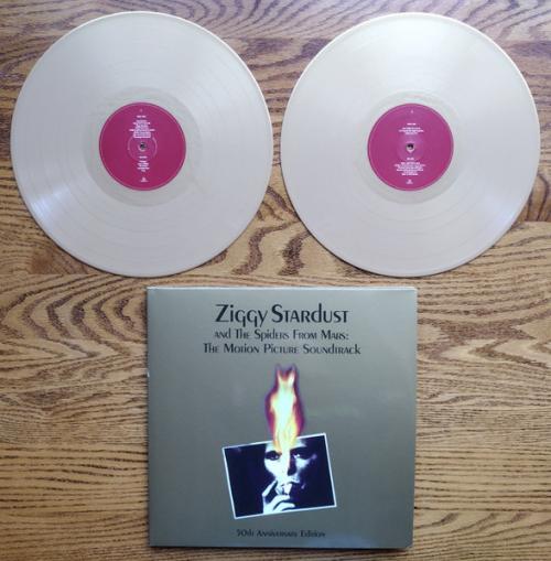 Виниловая пластинка David Bowie - Ziggy Stardust And The Spiders From Mars (OST) (Coloured Vinyl 2LP)