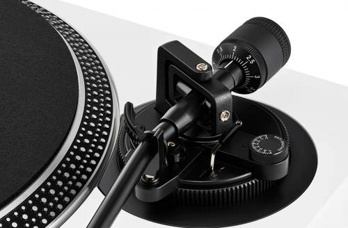 Проигрыватель винила Audio-Technica AT-LP120XBT-USB White