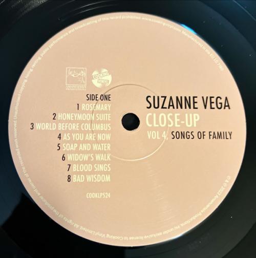 Виниловая пластинка Suzanne Vega - Songs Of Family (Black Vinyl LP)