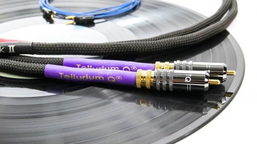 Кабель межблочный аудио Tellurium Q Black II Phono RCA 1.0m
