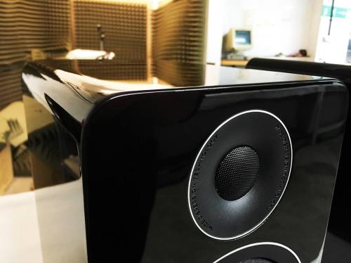 Полочная акустика Acoustic Energy AE1 Active Piano Black