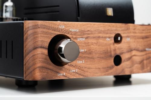 Интегральный ламповый усилитель Unison Research S6 Black Edition Walnut
