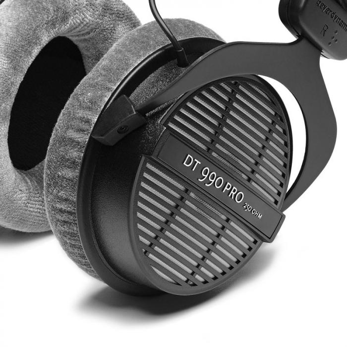 Beyerdynamic dt 990 pro headphones online